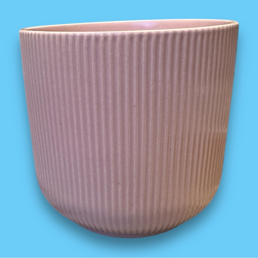 IKEA ”GRADVIS” Pastel Pink Flower Pot